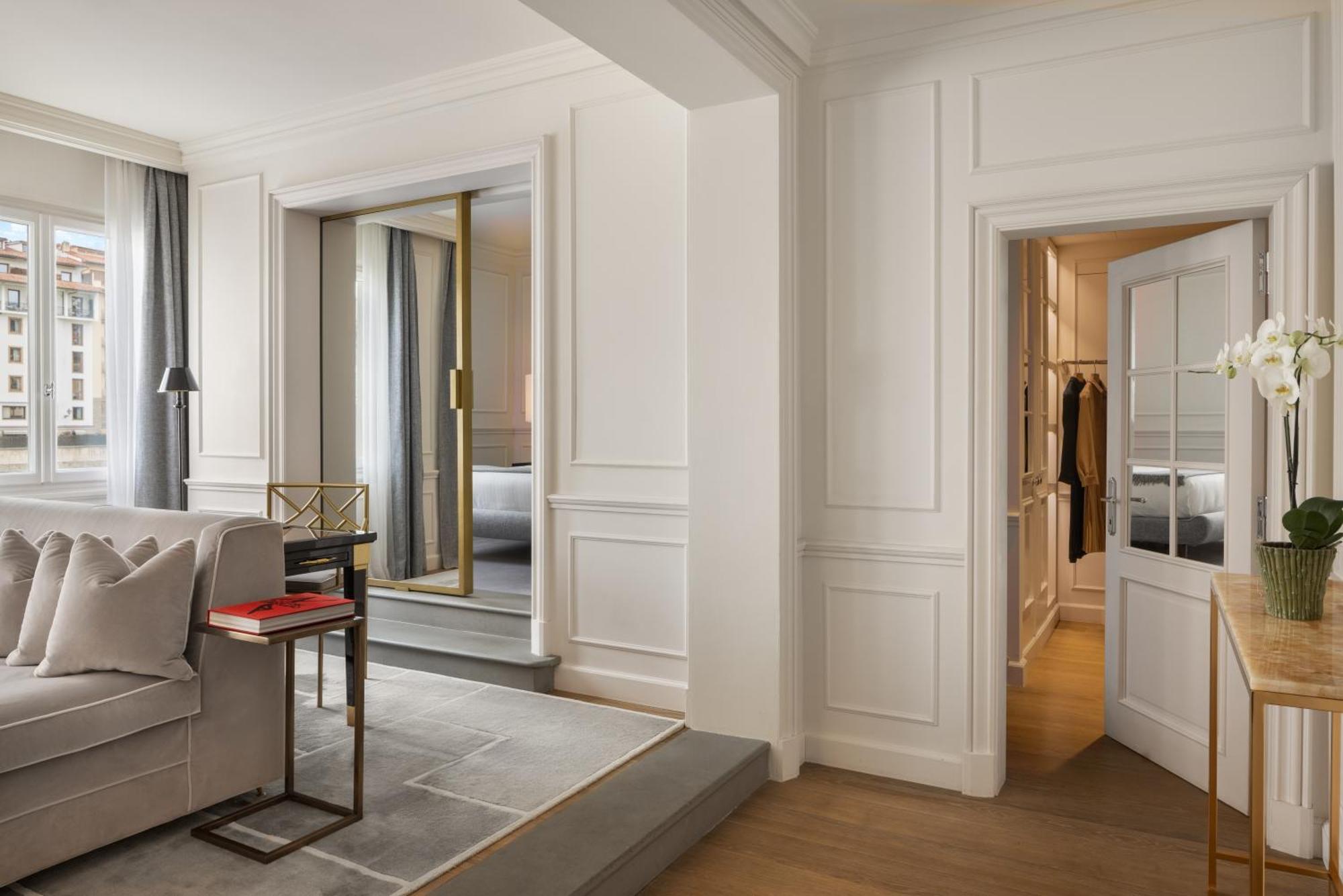 Lungarno Luxury Apartments - By Lungarno Collection Florence Exterior photo